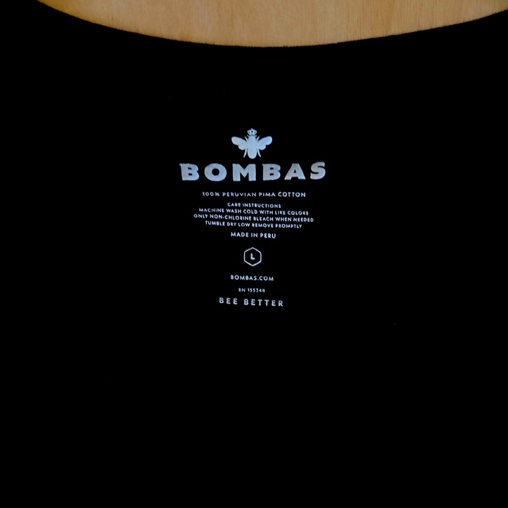 Bombas Prima Cotton TShirt. Crew neck
Short Sleeve and Straight bott hem
